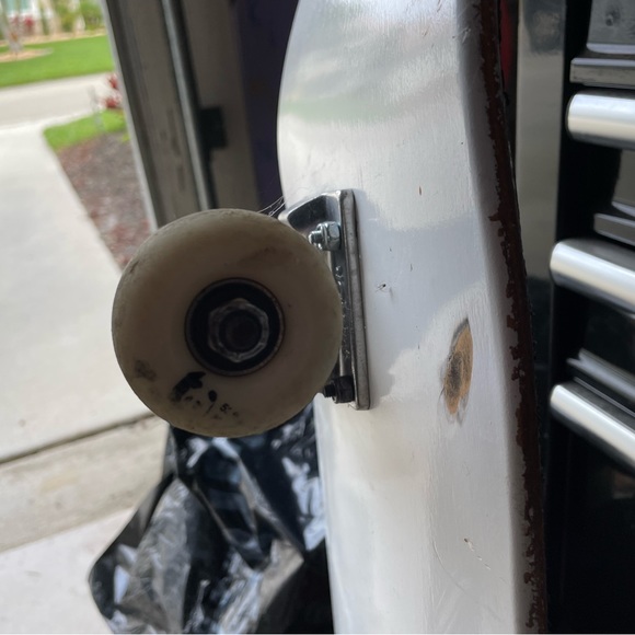 Enjoi skateboard complete. 7.75” with tensor trucks and enjoi wheels - Picture 6 of 10